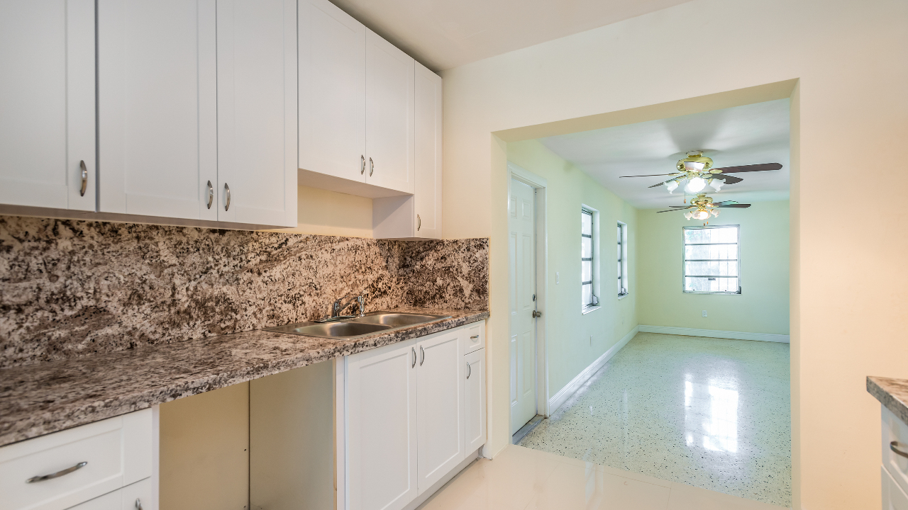 3750-NW-12th-Terr-04