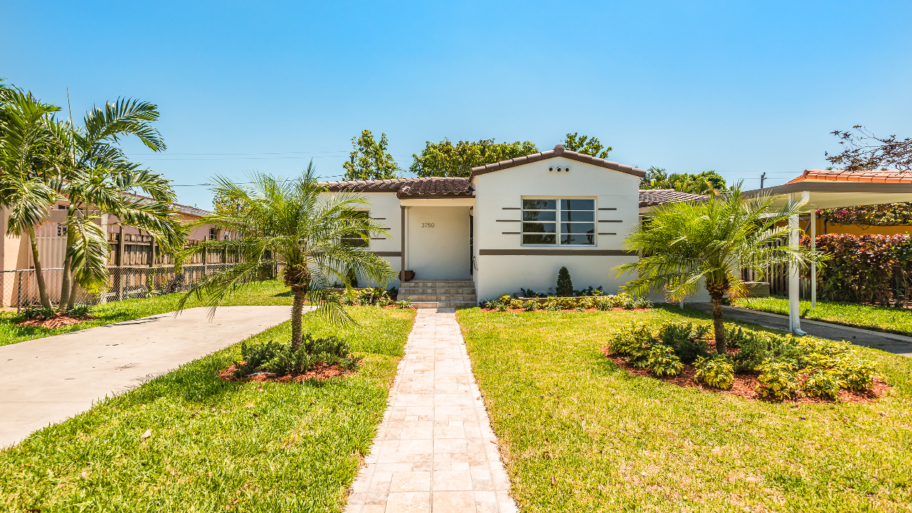3750-NW-12th-Terr-01