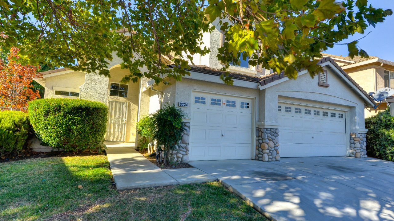 9234 Boulder River Way, Elk Grove, CA, 95624 Scene 3