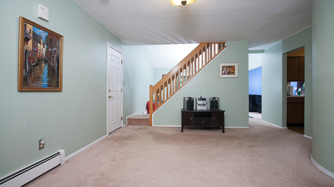 26 Roe Avenue, Port Jefferson Station, NY, 11776 Scene 2