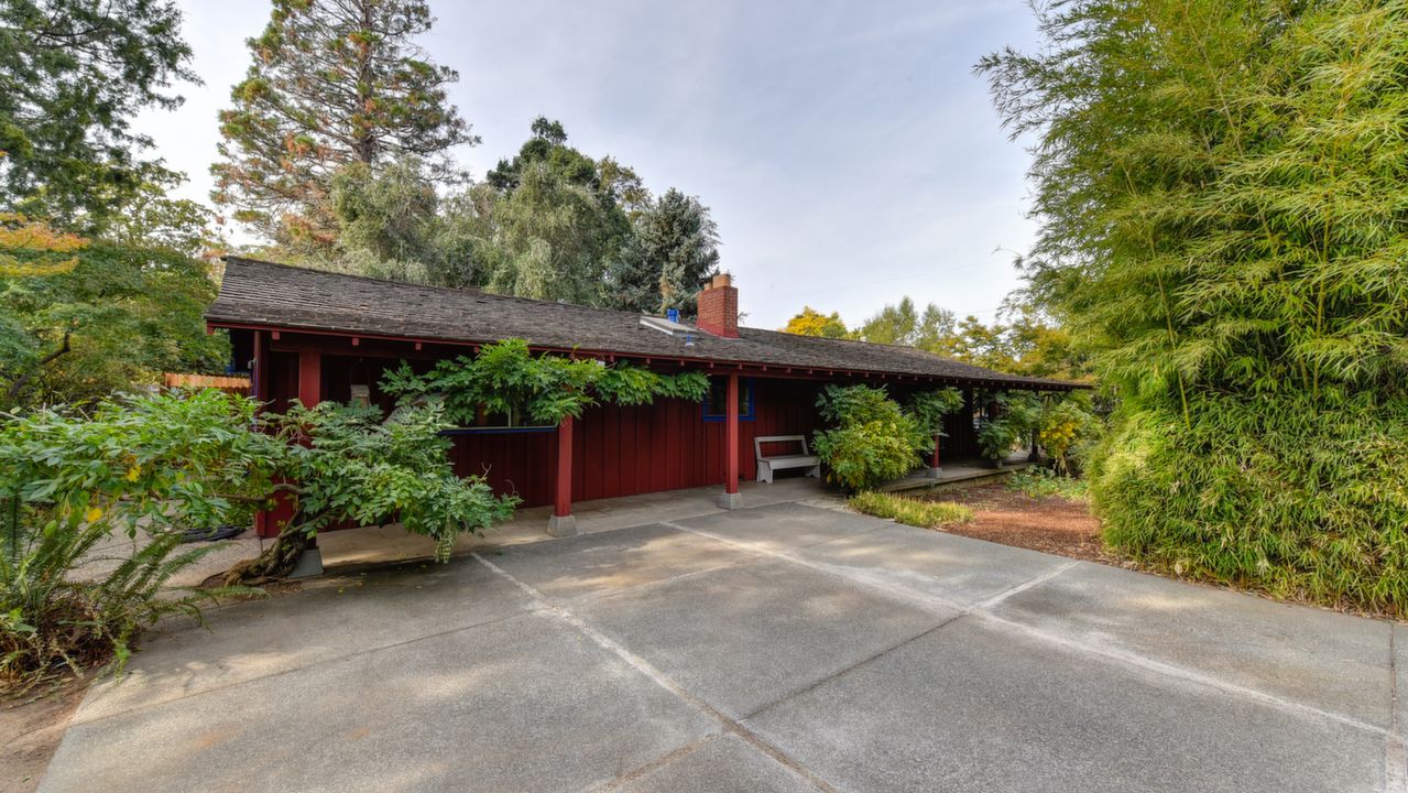 4920 Monterey Way, Sacramento, CA, 95822 Scene 1