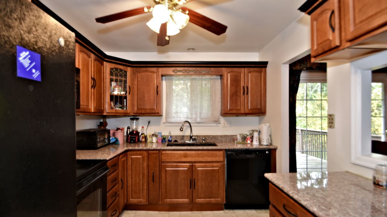 2384 Hillside Ln, Norristown, PA, 19403 Scene 3