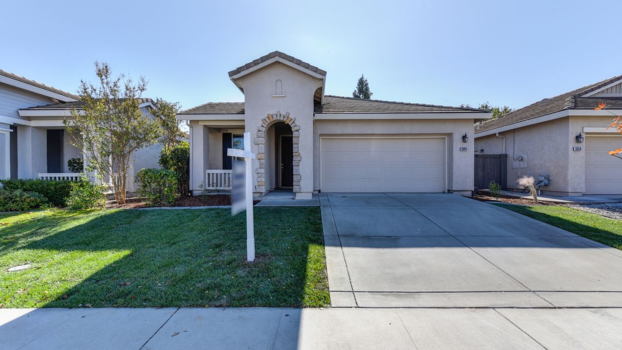1844 Dawnelle Way, Sacramento, CA, 95835 Scene 3