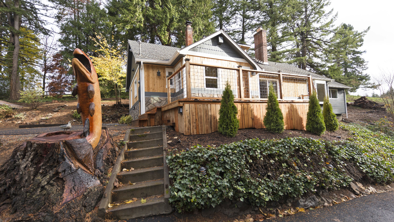 3812 SE Troutdale Rd, Gresham, OR, 97080 Scene 2