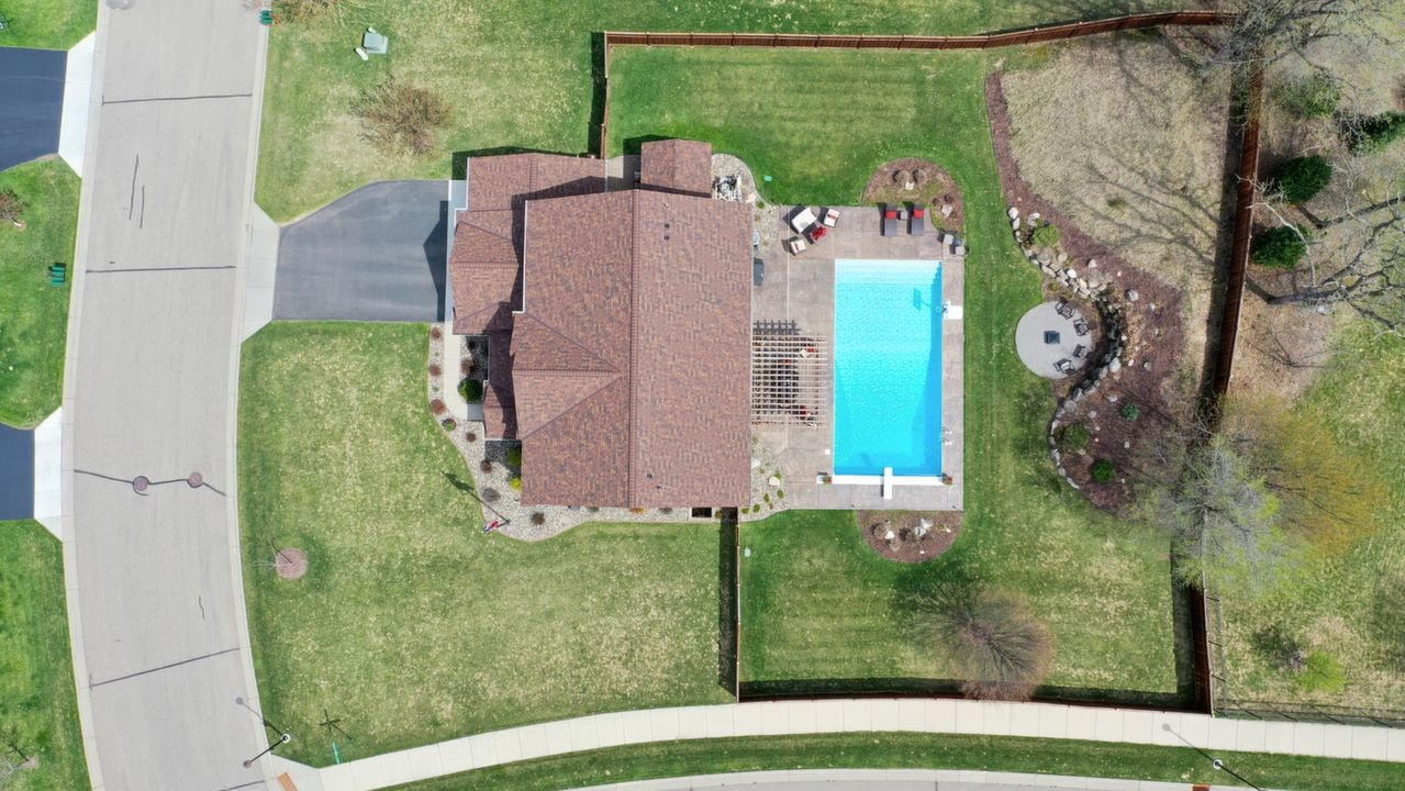 Call Tammy DeGraw @ (612) 834-2798