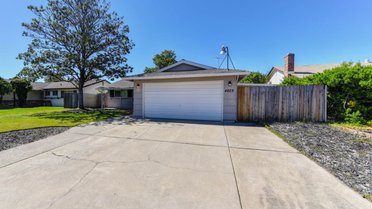4829 Willowbrook Dr., Sacramento, CA, 95842 Scene 2