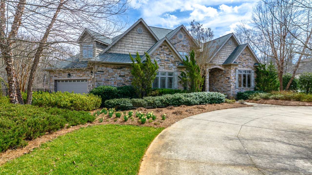 002-8333TuscanyDr-FULL