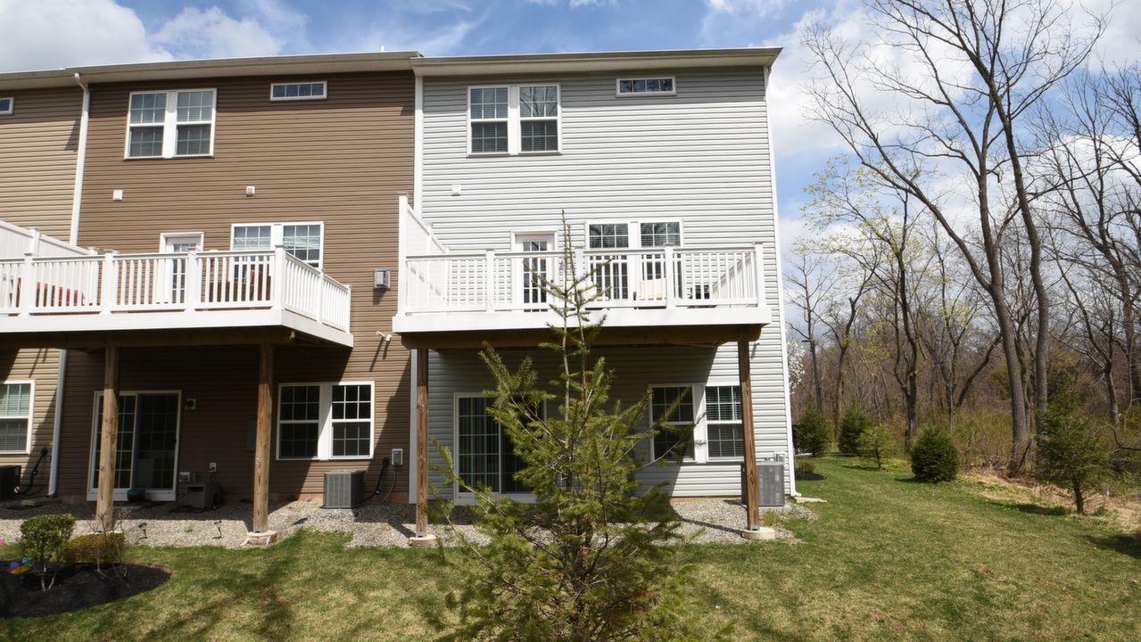 100 Admiral Ln, Warrington, PA, 18976 Scene 4