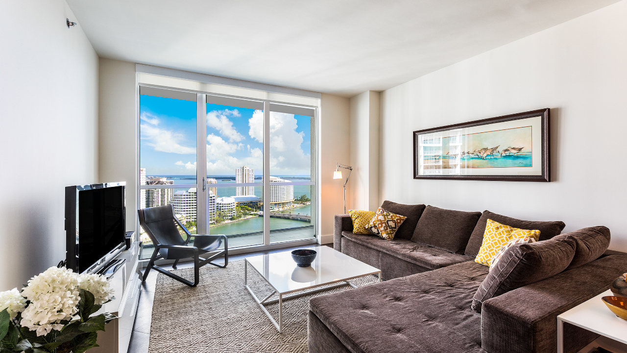 500-Brickell-E-Condo-2600-01