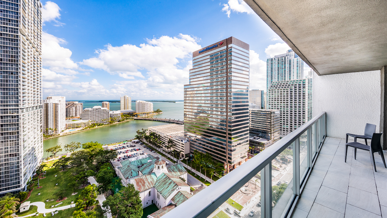 500-Brickell-E-Condo-2600-03