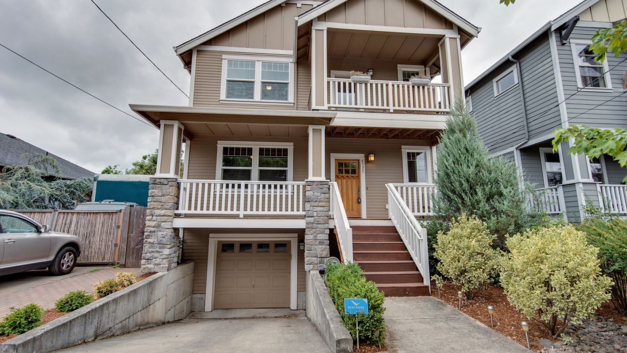 6531 N Omaha Ave, Portland, OR, 97217 Scene 1