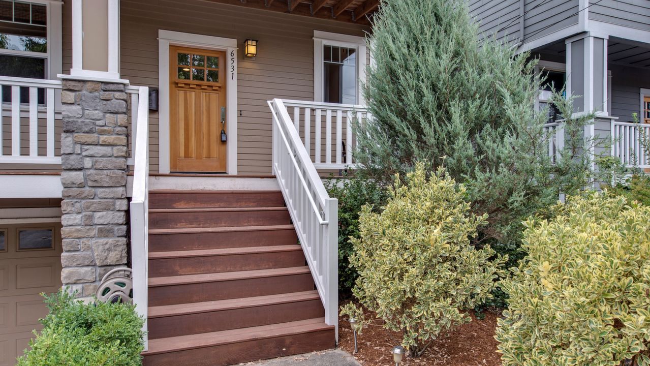 6531 N Omaha Ave, Portland, OR, 97217 Scene 3