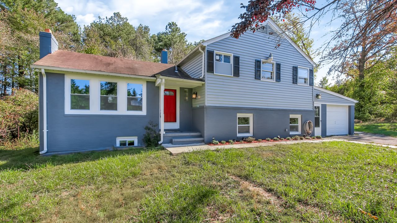 6158 Ebenezer Road-1