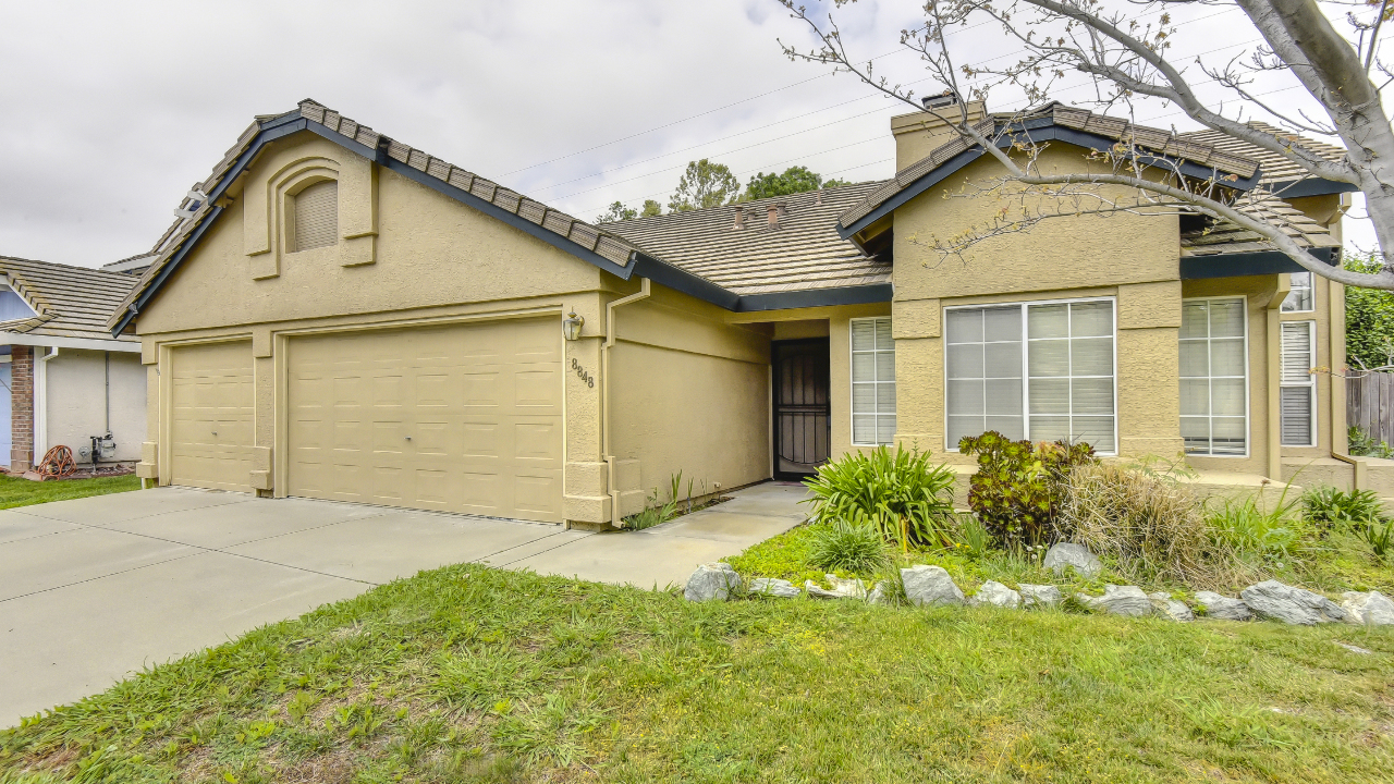 8848 Hiddenspring Way, Elk Grove, CA, 95758 Scene 2