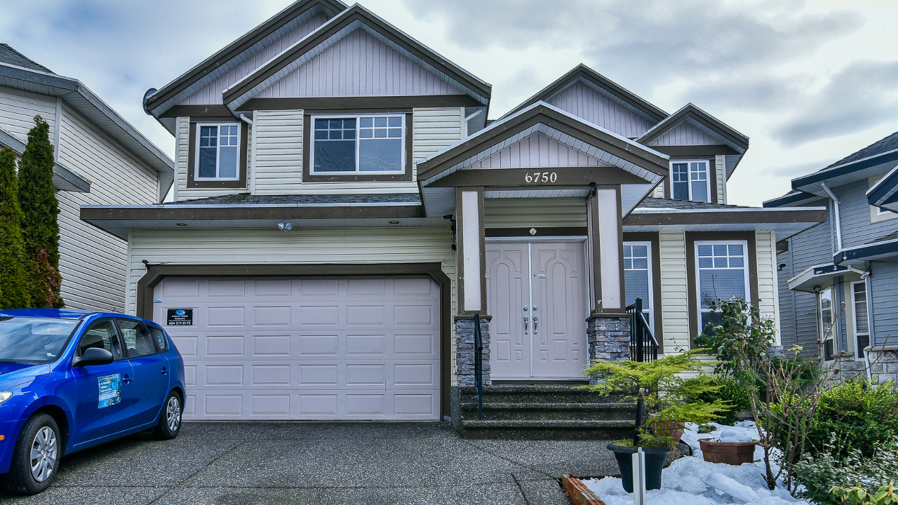 6750 146B St, Surrey, BC, V3S 0Z4 Scene 1