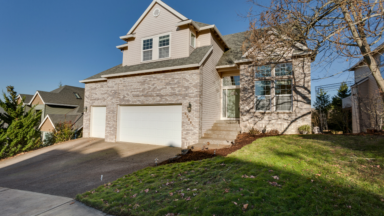 16205 SW Dekalb St.,, Tigard, OR, 97224 Scene 2