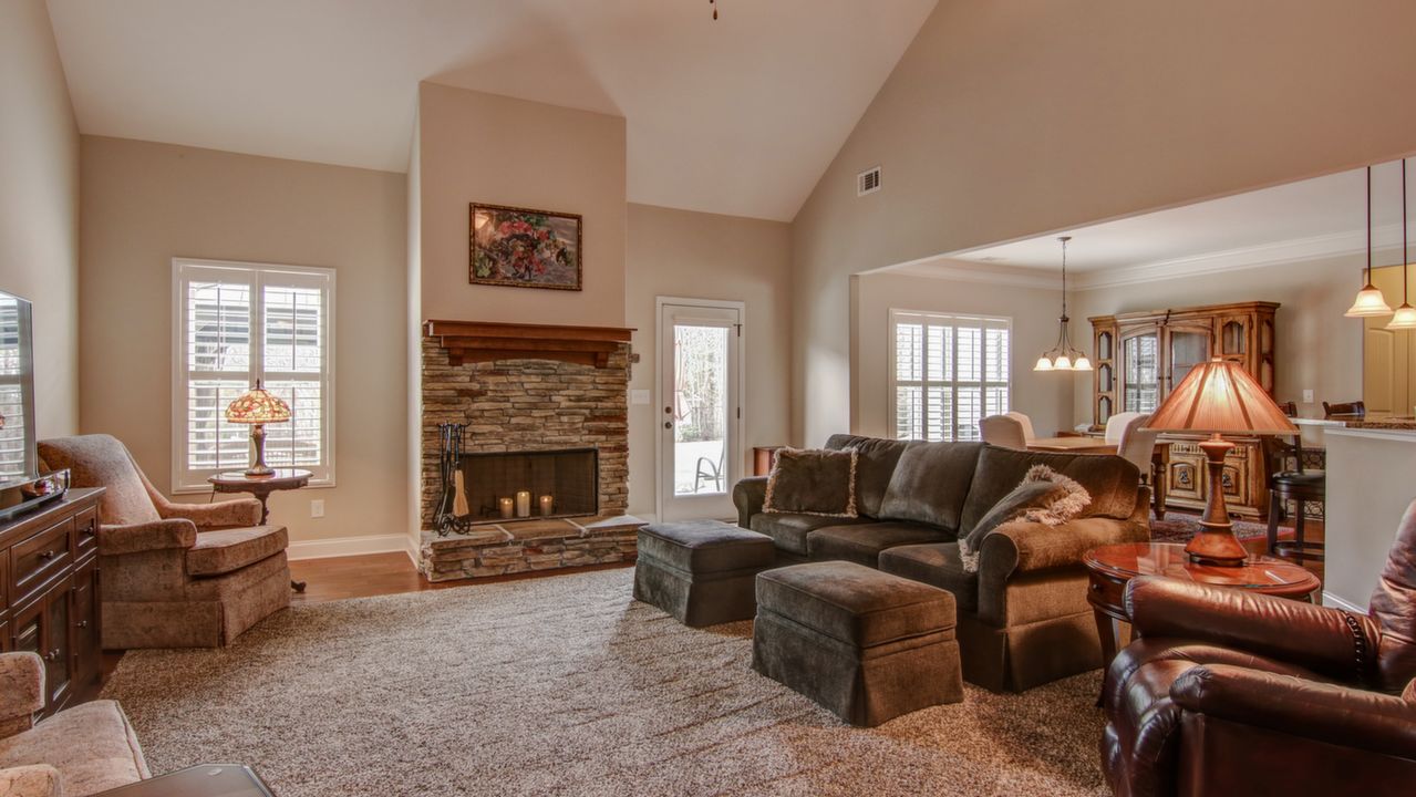 904 Ashland Falls Dr, Monroe, GA, 30656 Scene 2