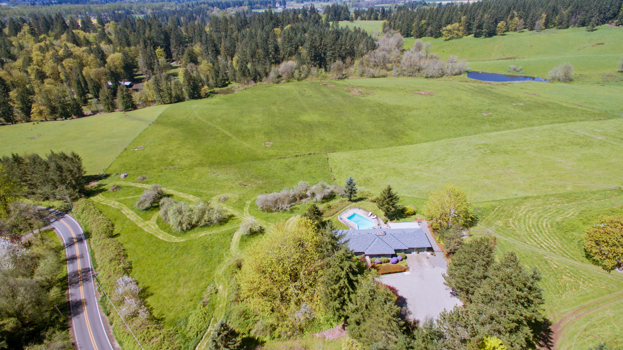 25091 S. Central Point Rd, Canby, OR, 97013 Scene 3