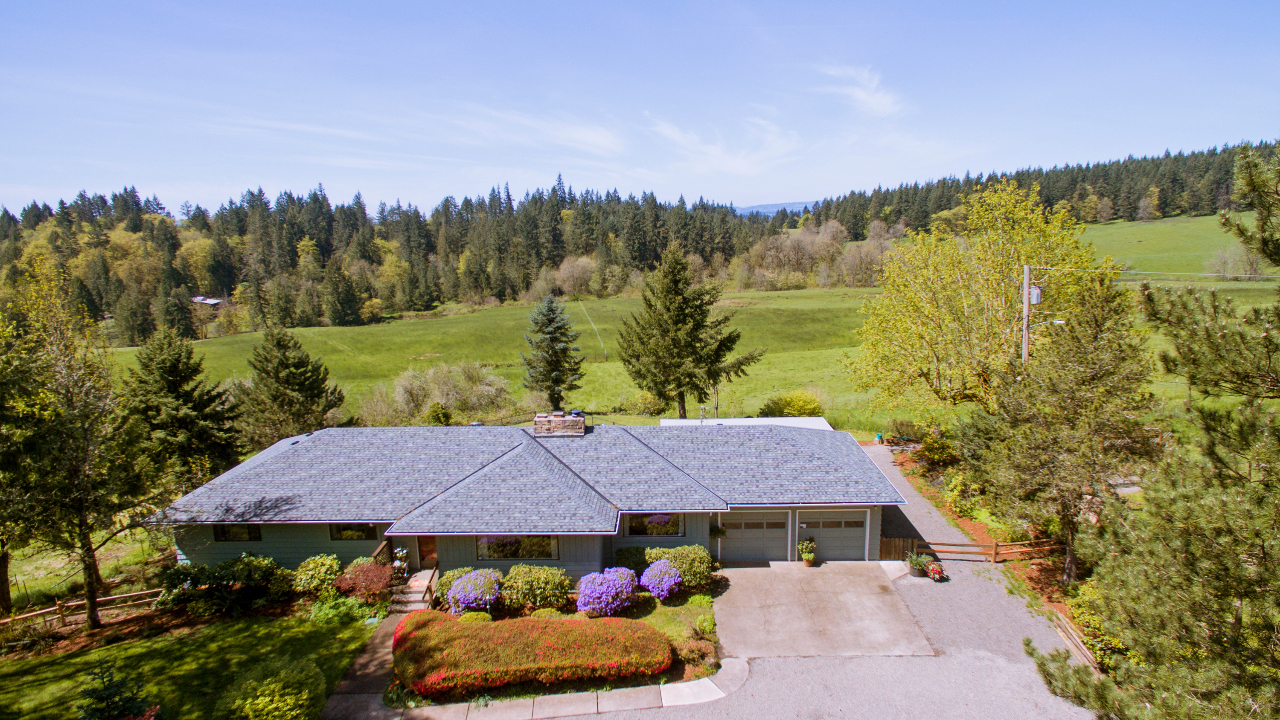 25091 S. Central Point Rd, Canby, OR, 97013 Scene 2