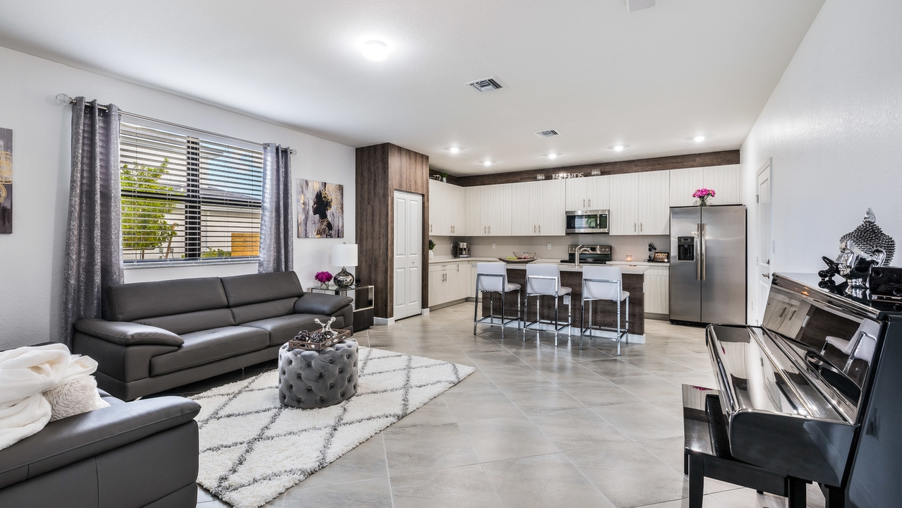 4413-SW-159th-Ct-04