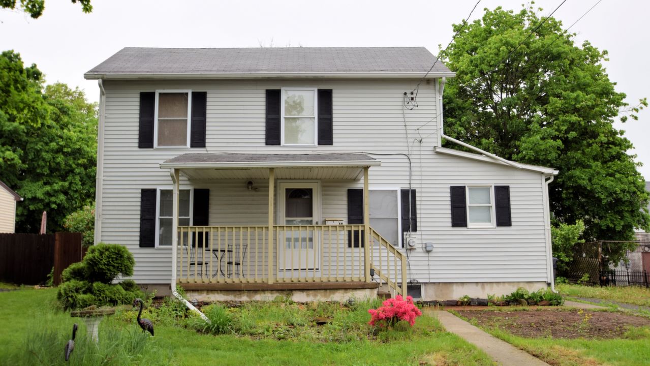 14 S 14th St, Quakertown, PA, 18951 Scene 1