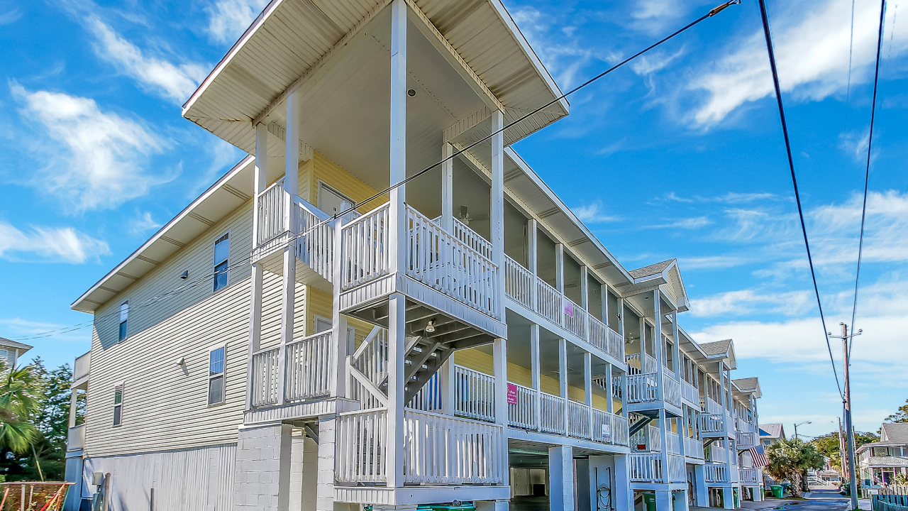 Idle A While Unit 2A, Tybee Island, GA, 31328 Scene 1
