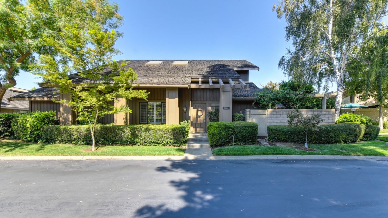 2081 Promontory Point Lane, Gold River, CA, 95670 Scene 2