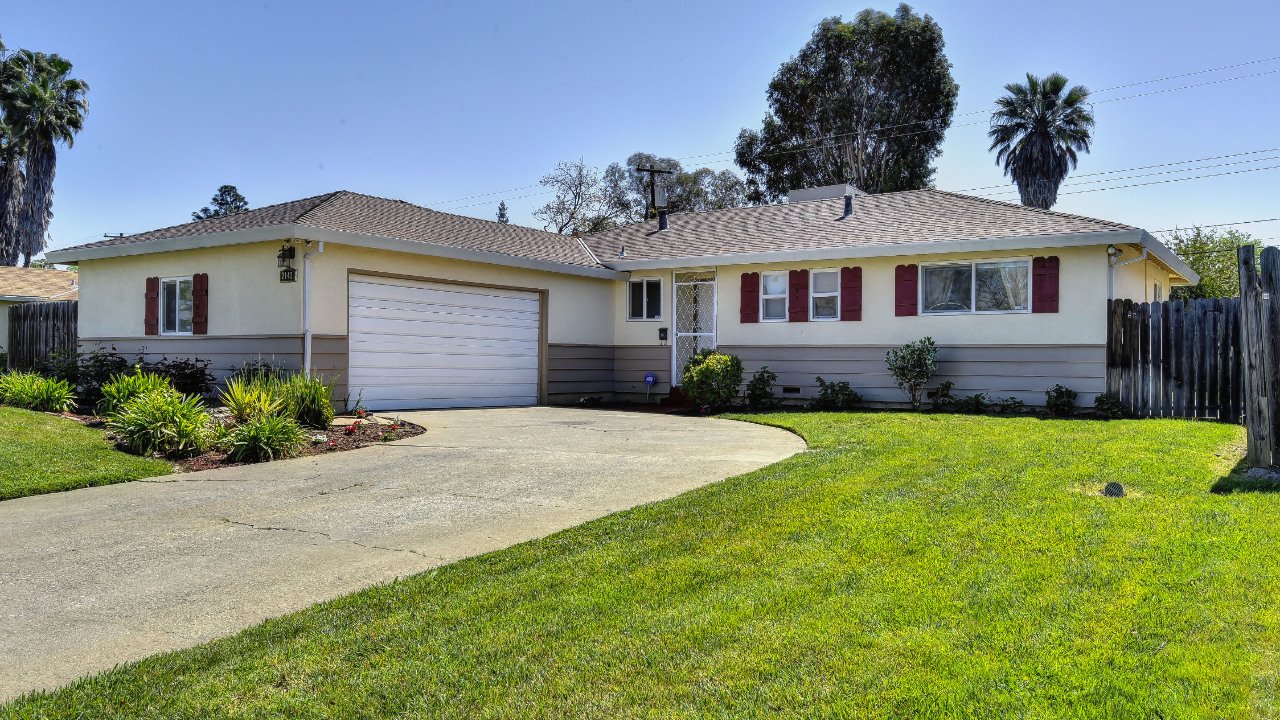 2142 54 Avenue, Sacramento, CA, 95822 Scene 1