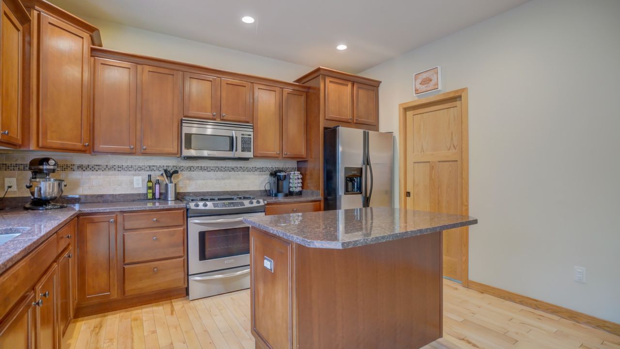 1714 Legacy Ln Madison-30