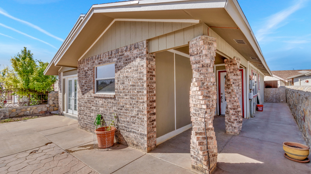 10062 Montreal Cir, Socorro, TX, 79927 Scene 3