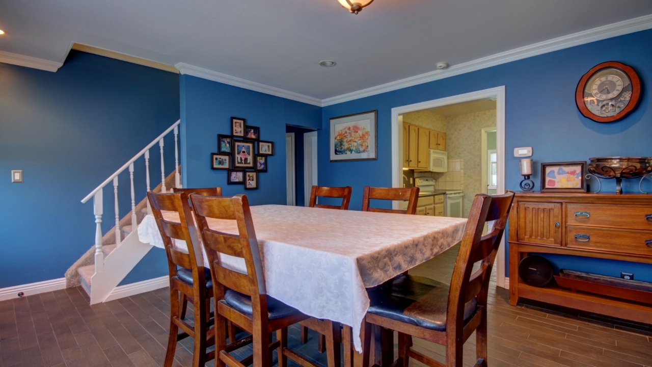 Living Room/Dining Room