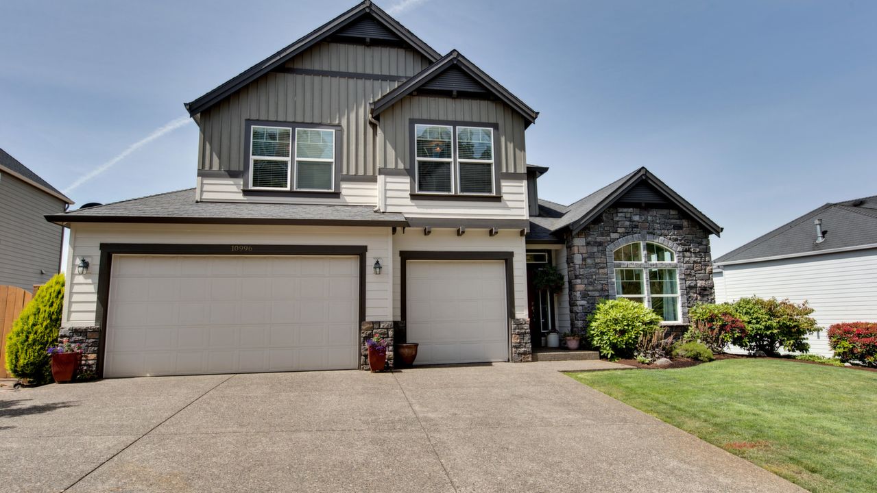 10996 SE Lenore St, Happy Valley, OR, 97086 Scene 2