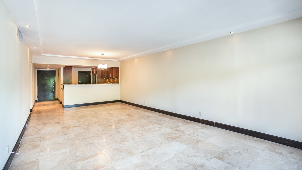 Water's-Edge-#215-04