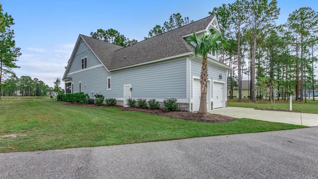 646 Waterbridge (44)