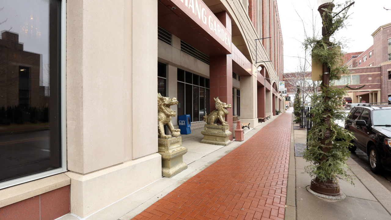 Exterior_SidewalkB26A9343