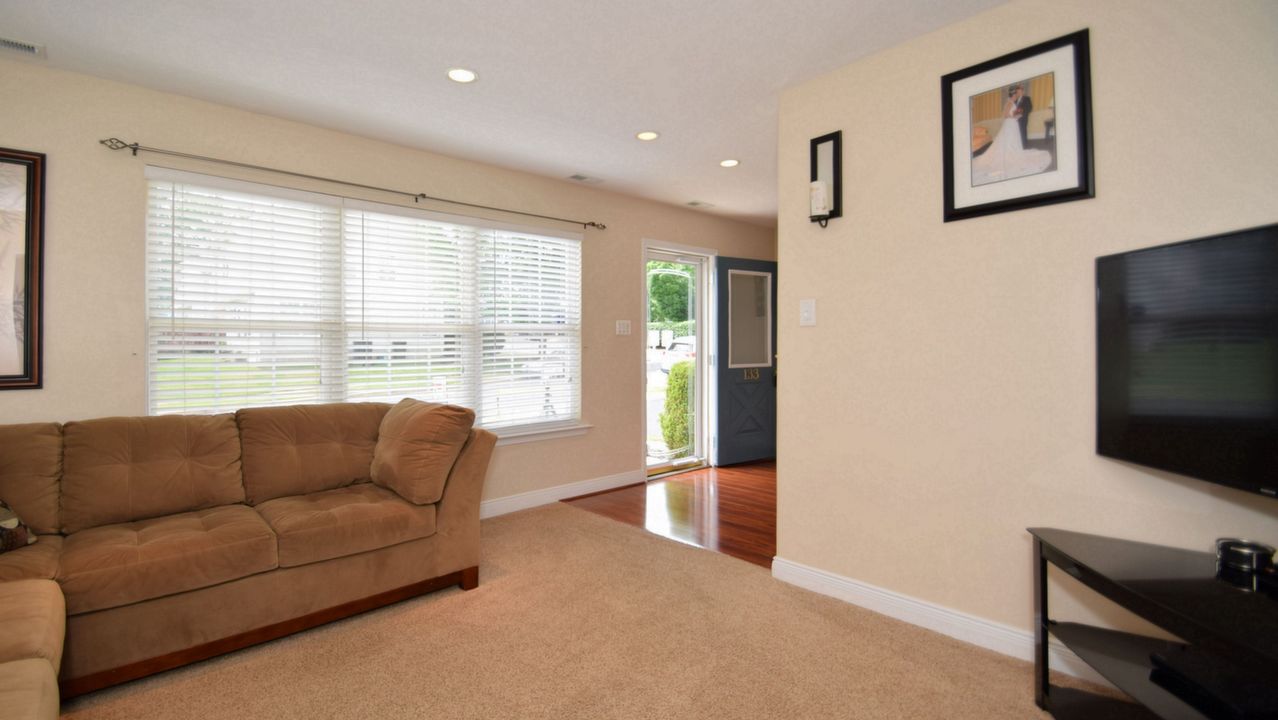 133 Megan Cir, Chalfont, PA, 18914 Scene 2