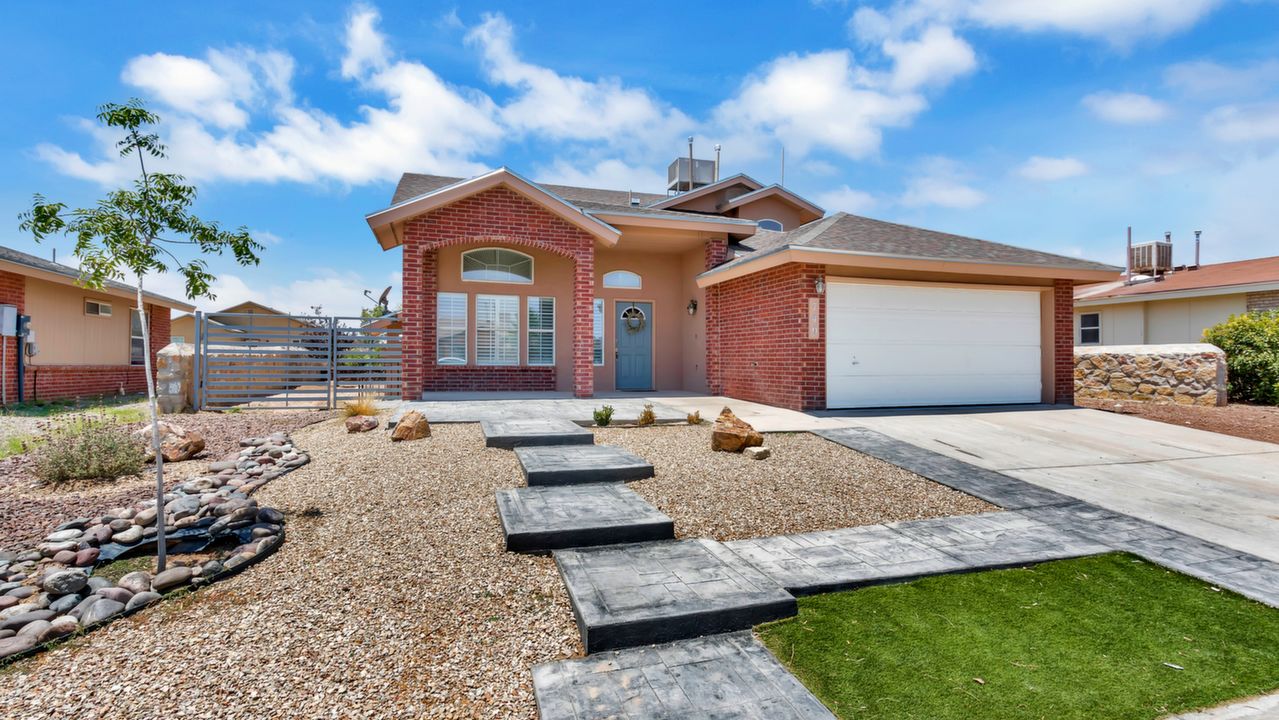 749 Maravillas St, Horizon City, TX, 79928 Scene 4