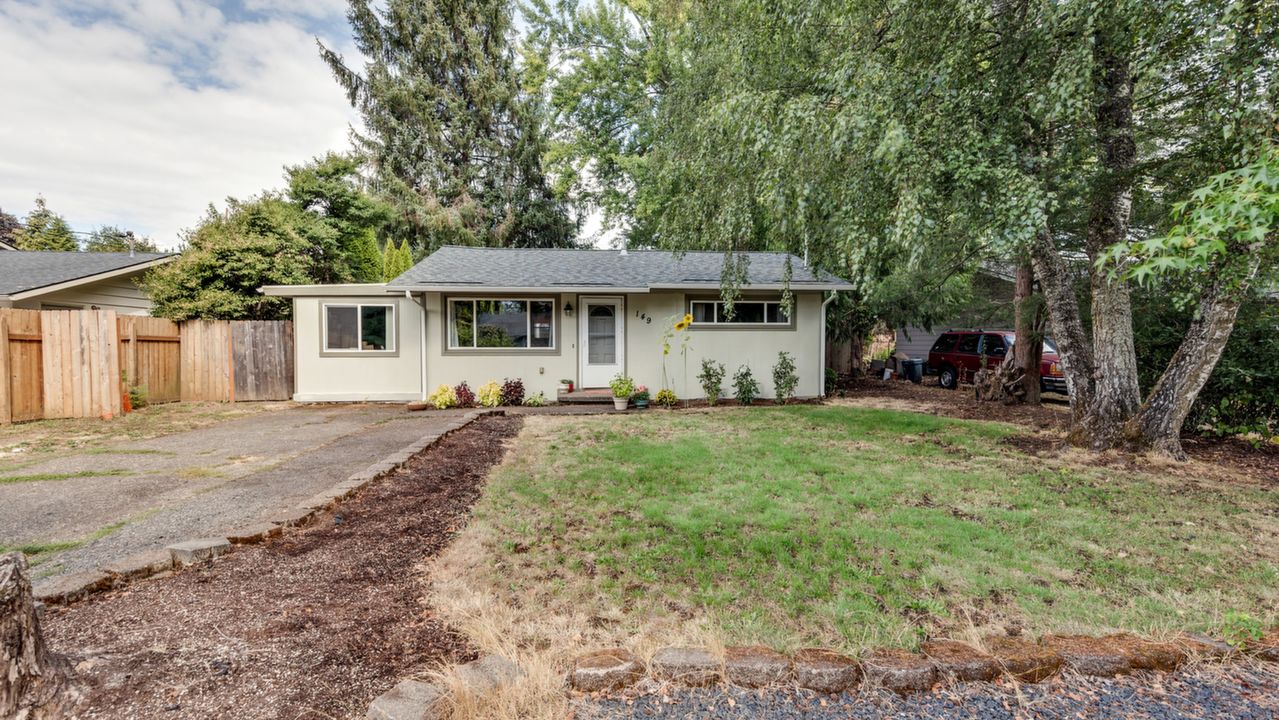 149 Donald St, Oregon City, OR, 97045 Scene 1