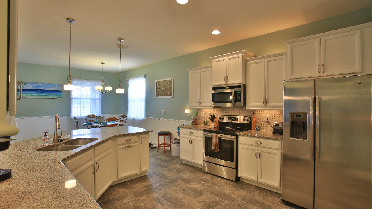 Kitchen (2)
