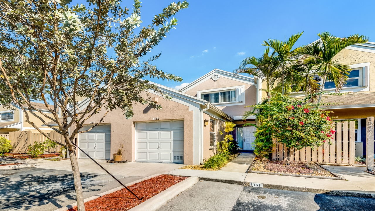 1351-NW-124th-Ave-01