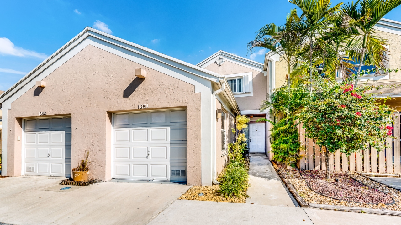 1351-NW-124th-Ave-02