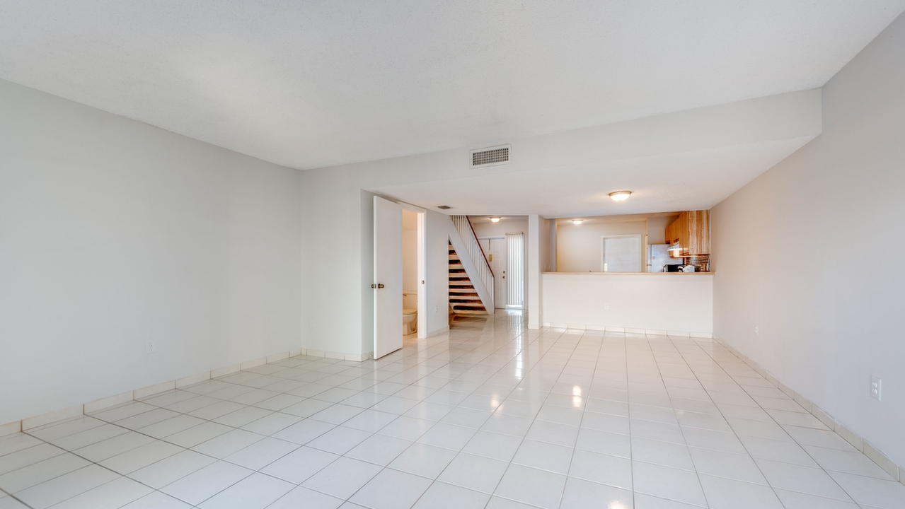 1351-NW-124th-Ave-03
