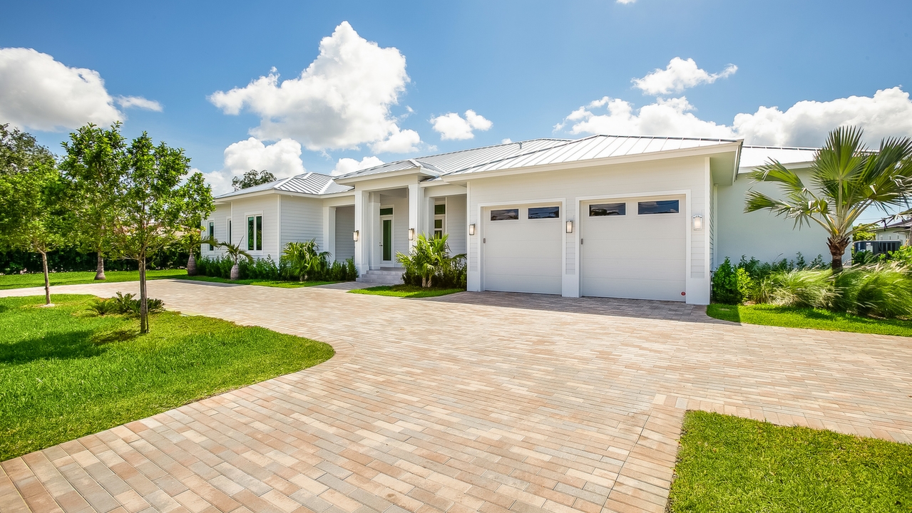 13725-SW-83rd-Ave-01