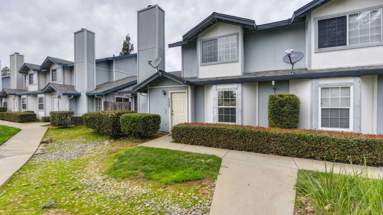 7222 Kallie Kay Lane, Sacramento, CA, 95823 Scene 1