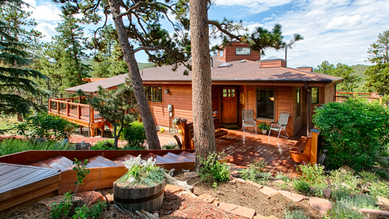 Beautiful Front of Home 