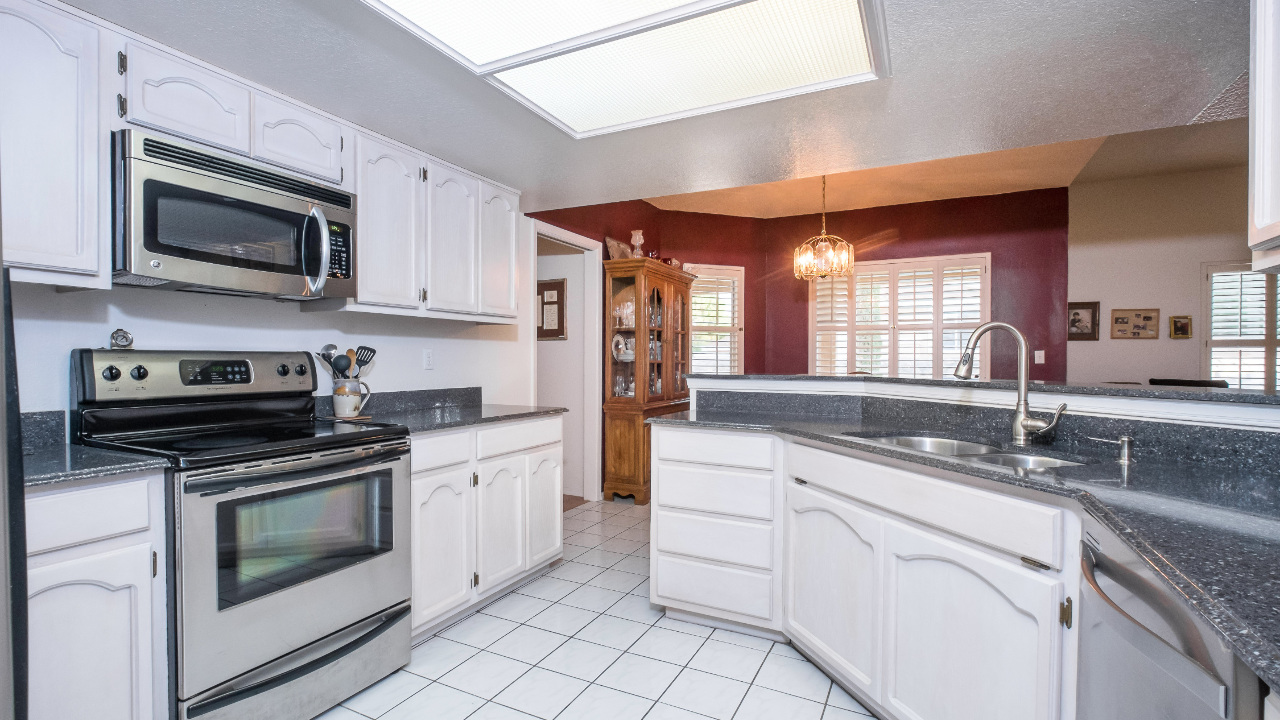 6804 Canyon Run, El Paso, TX, 79912 Scene 3