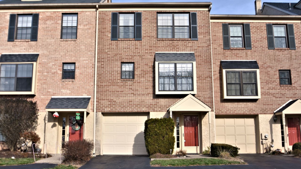 1957 Yorktown N, Norristown, PA, 19403 Scene 1