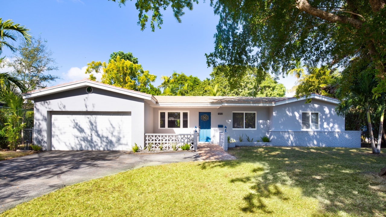 6501-SW-56th-St-01