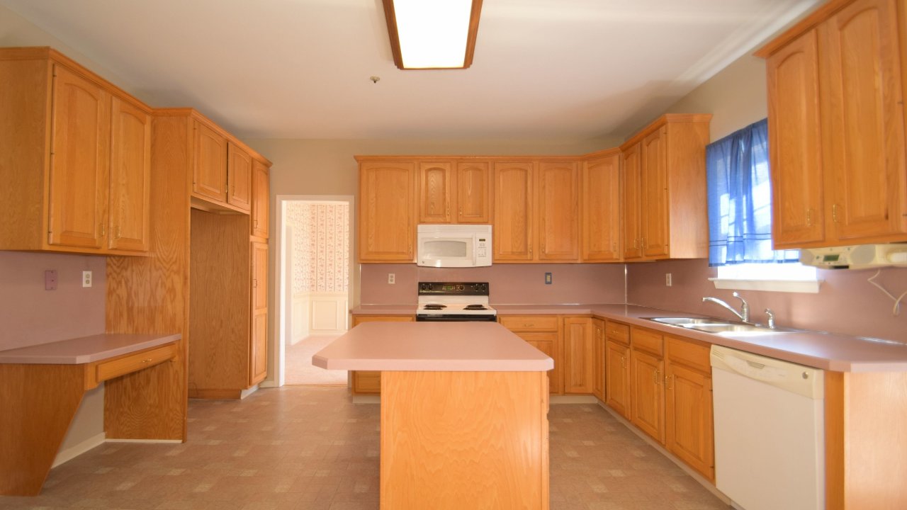 61 Jamie Cir, King of Prussia, PA, 19406 Scene 2