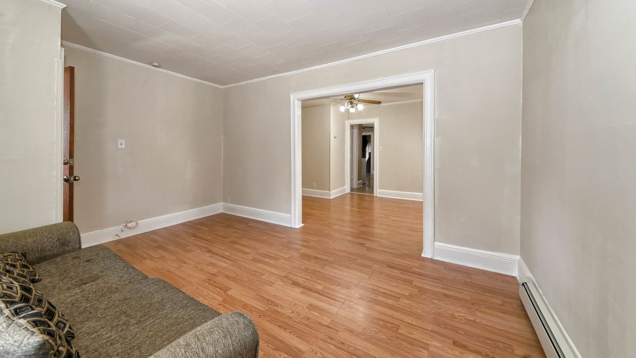 1st Flr Living Room_2